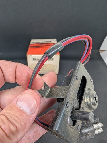 NOS 1968-71 FORD  LTD GALAXIE 500 XL A/T CONSOLE SHIFT NEUTRAL SAFETY SWITCH - Picture 9 of 24