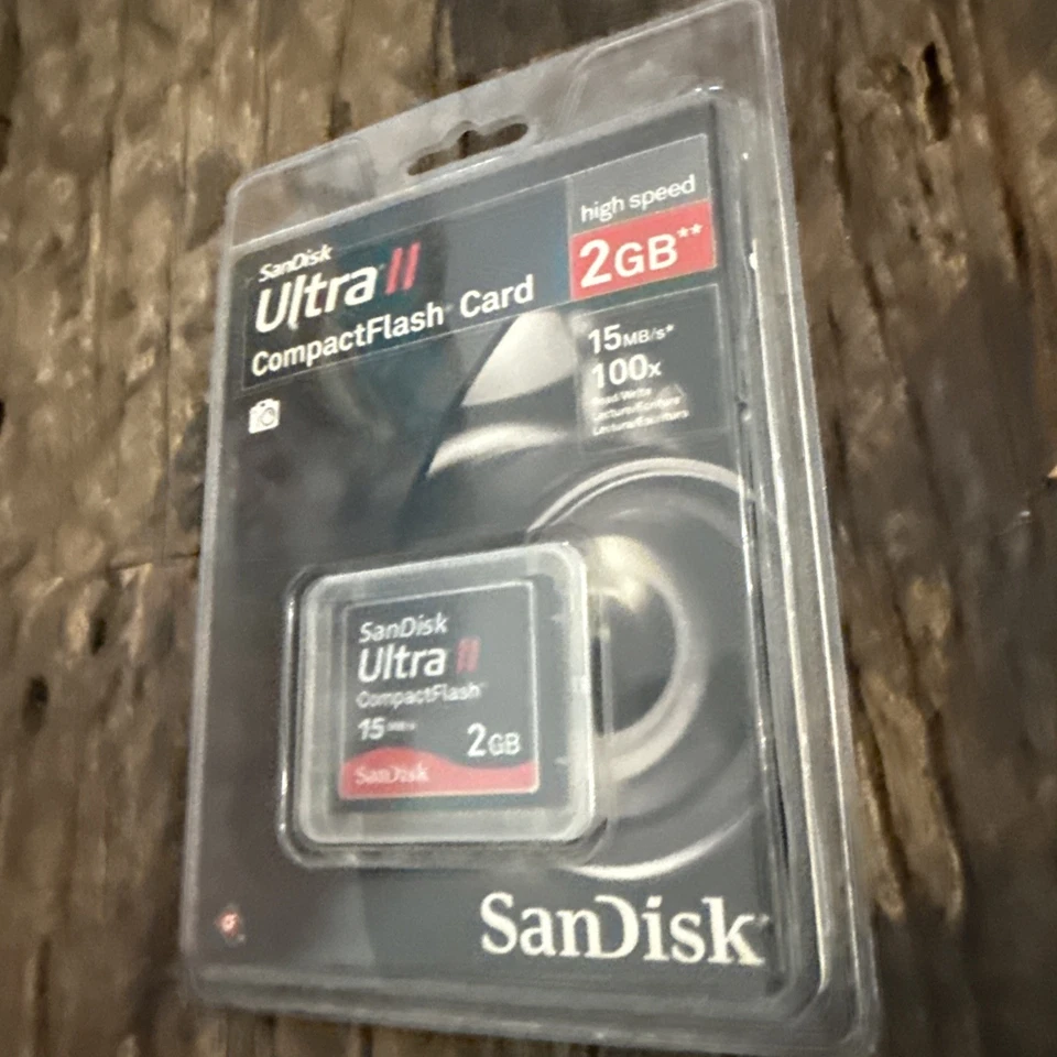 NEW Genuine SanDisk Ultra II CompactFlash Card 2.0GB, SDCFH-002G-A11 - Image 3 of 4