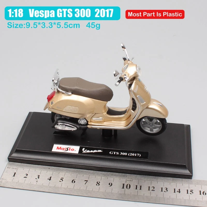Maisto 1/18 Scale Vespa GTS300 2017 Scooter Motorcycle Bike Diecast Model Gold - Image 2 of 4