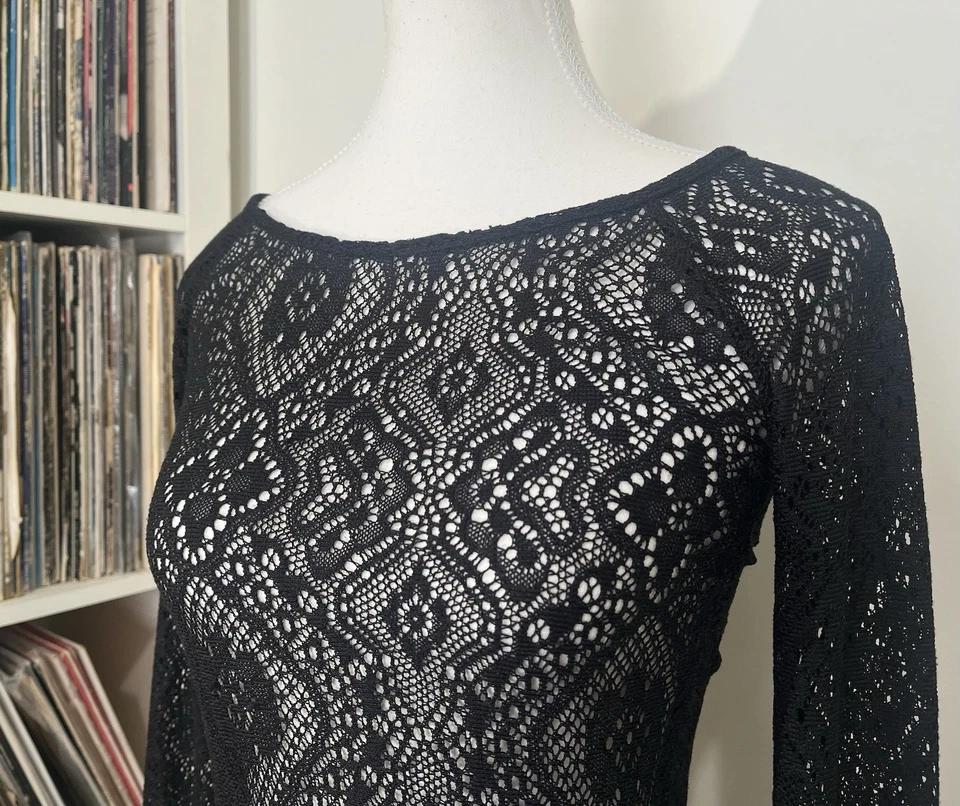 Blusa feminina Y2K Mudd Vampy preta transparente aberta malha renda slim fit manga longa XS - Imagem 4 de 4