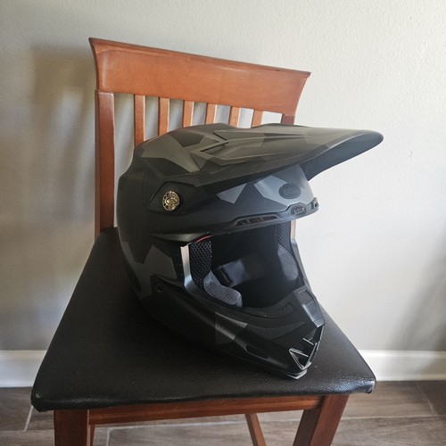 Bell Moto - 9s Flex Size Large Grey Camo Motocross Helmet - Picture 5 of 8