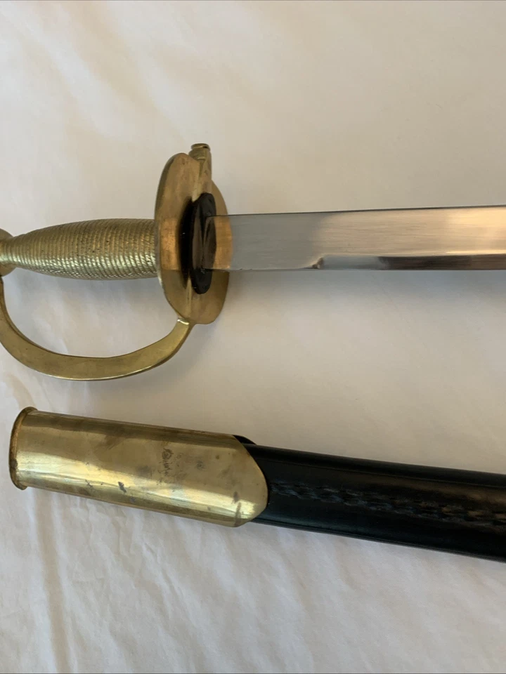 Reproducción Vestido Militar Espada ~ Disfraz de Halloween Cosplay Colgador de Pared Foto 3 de 4