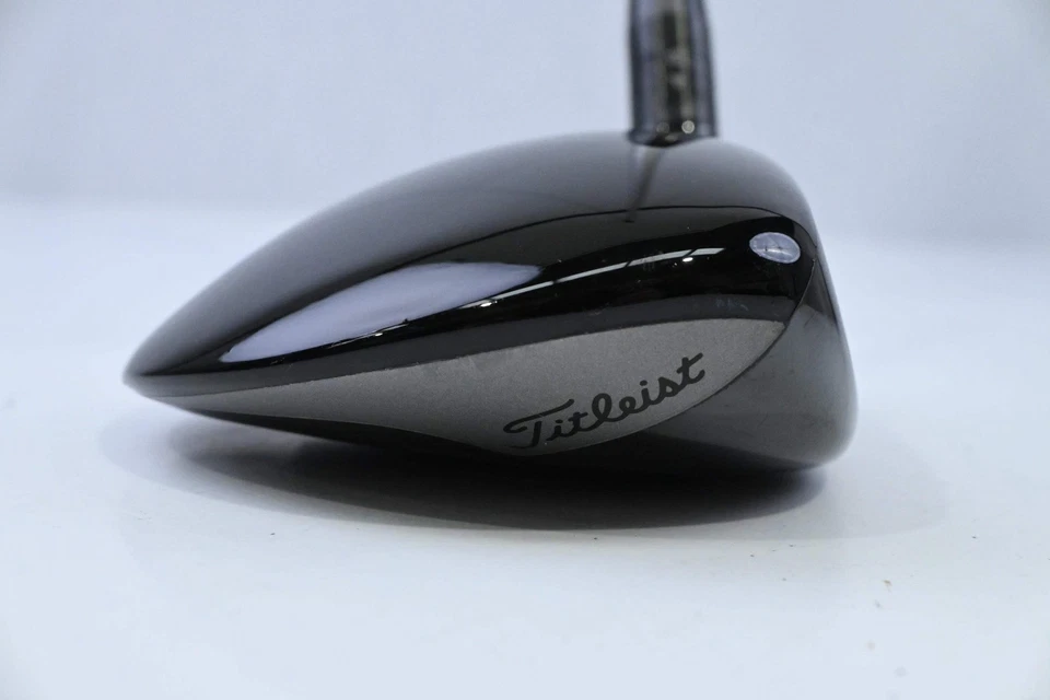 Titleist TSR1 #3 Wood / 20 Degree / Senior Flex MMT Speedmesh 40 Shaft - Image 3 of 4