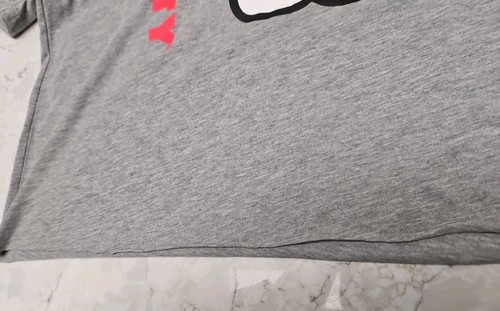 Hello Kitty Sanrio Women's Gray T Shirt Size XXL Graphic Print Raw Hem 2XL NWT - Picture 8 of 8