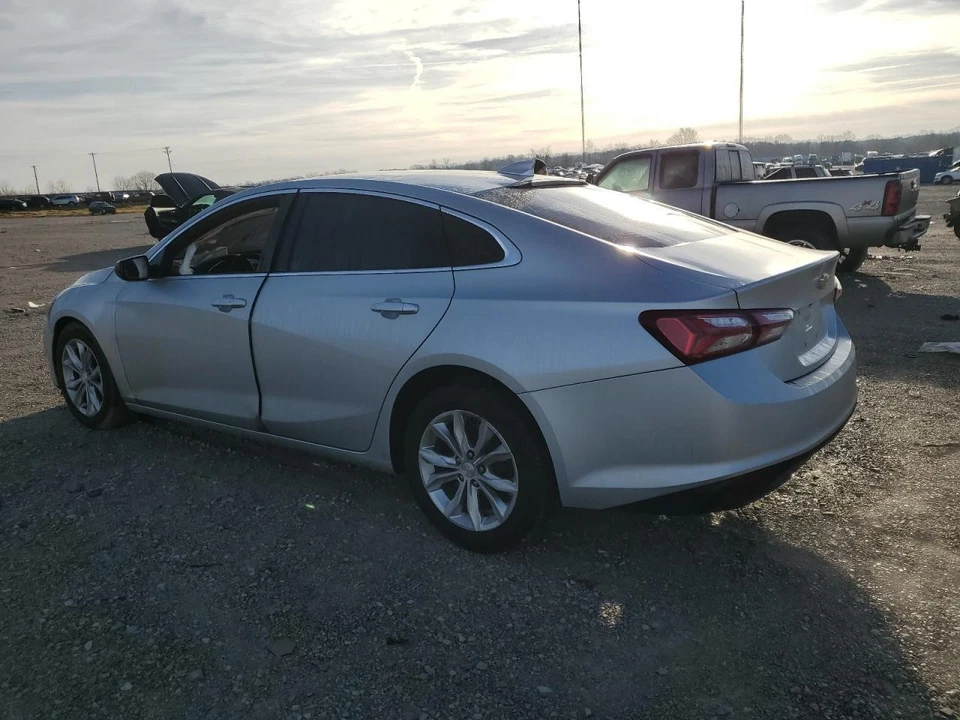 Used Air Cleaner Assembly fits: 2020 Chevrolet Malibu VIN Z 4th digit New Style - Image 2 of 4