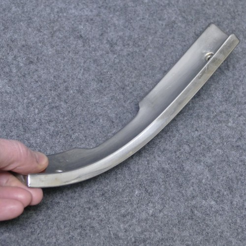 Ginocchiera Thunderbird RH 1958-1960 copertura angolare superiore inox OEM 77155 - Foto 6 di 10