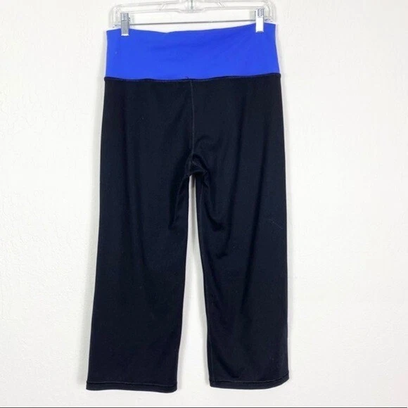 alo-yoga coolfit capri length leggings
