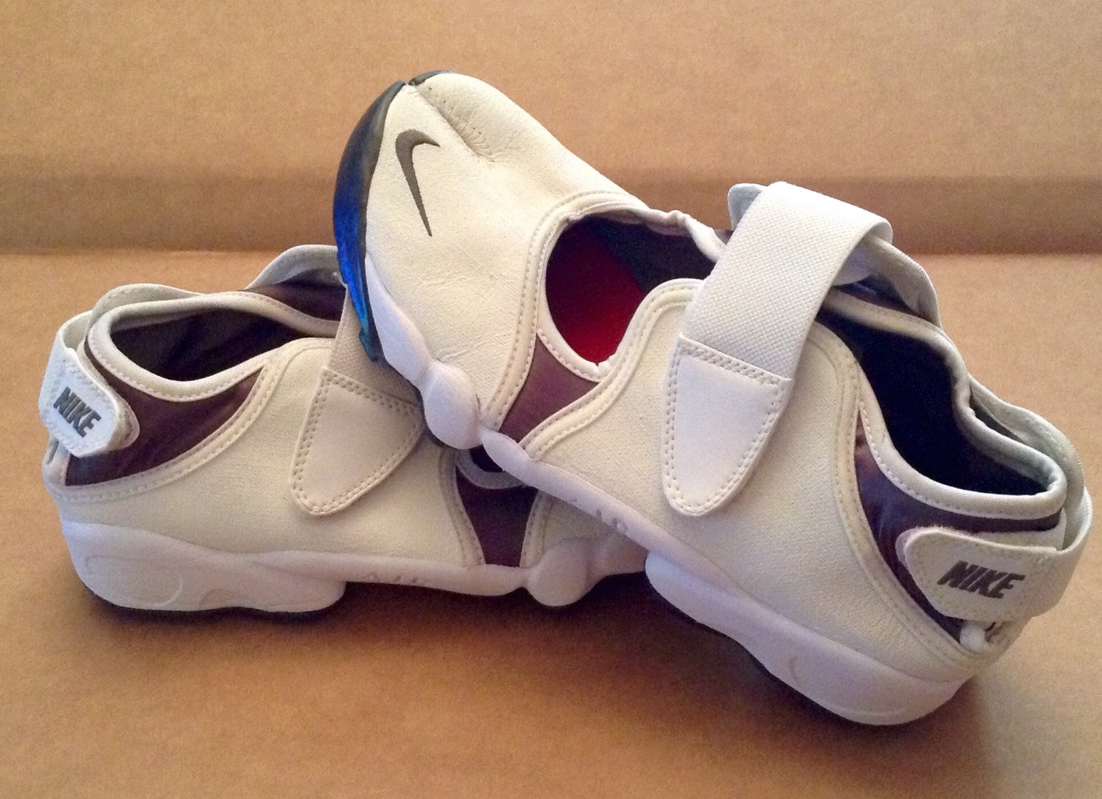 NIKE AIR RIFTS. LEATHER. blanc. Uk Taille 6, EUR 89.RARE 40, USA 7. USED. 89.RARE EUR 46c2ff NIKE AIR RIFTS. LEATHER. blanc. Uk Taille 6, EUR 89.RARE 40, USA 7. USED. 89.RARE EUR 46c2ff