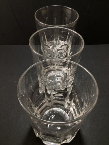TRE ANTICHI BICCHIERI DA WHISKY VITTORIANI IN VETRO TAGLIO PESANTE. c1880 - Foto 4 di 15