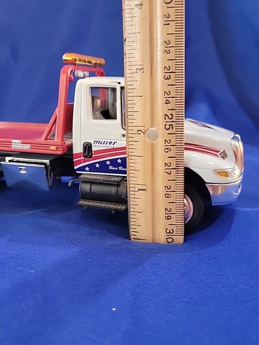 Rare First Gear 19-2971 international Series 4400 Miller Industries Slide Back - Picture 14 of 15