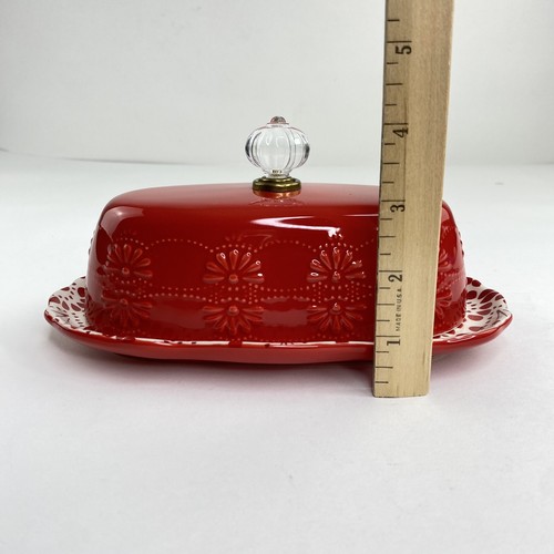The Pioneer Woman Betsy 8" Butter Dish Geometric Dot Flowers Scalloped Red/White - Picture 14 of 14