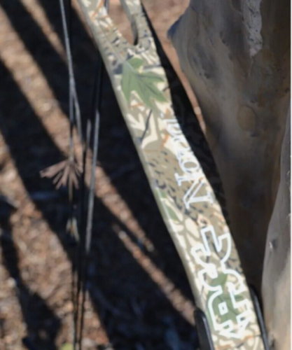 PSE NOVA Team Fitzgerald Edition Compound Bow 27”Draw Length - 55lb Weight - Picture 8 of 8
