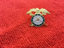 US ARMY QUARTERMASTER CORPS HAT/LAPEL PIN