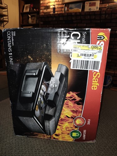 SentrySafe 1200 Fire Safe with Key Lock - Picture 2 of 2