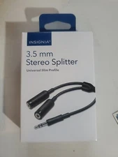 Insignia NSM35SPT 3.5mm Splitter Cable  - Black BRAND NEW!