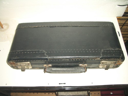 Larilee conservatory wood Oboe with low Bb in a case  serial #XX291 - Picture 3 of 11