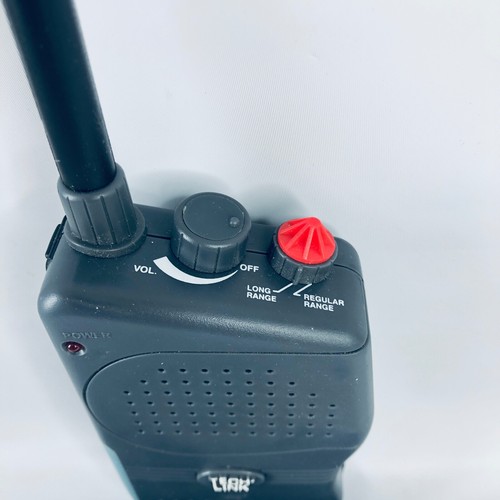 Walkie Talkie Set of 2 Long Range 2000 TECH-LINK #48470 Belt Clip Battery Power - Picture 5 of 12