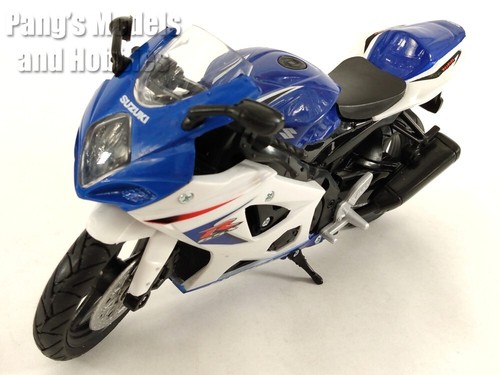 Suzuki GSX-R1000 1/12 Scale Diecast Motorcycle Model - Picture 6 of 16