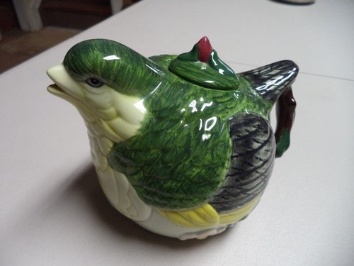 Meridian Ceramics Hand-Painted Green Finch Tea Pot.
