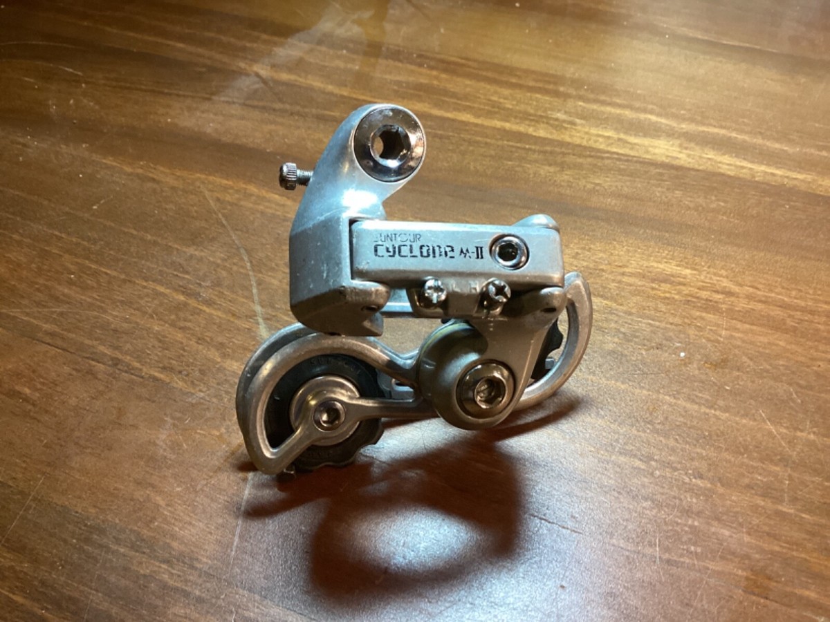 Suntour Cyclone M-II Bicycle Rear Derailleur Medium Japan