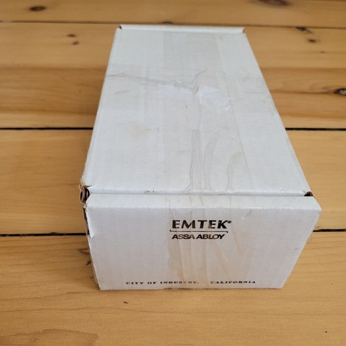 New in box EMTEK Assa Abloy Dummy EGG Door Knobs, shiny brass, PVD titanium 8050 - Picture 8 of 8