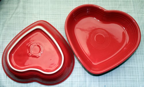 AUSWAHL Fiestaware mittlere Herzschale 7,5" aus Produktion SCHARLACHROT/ZITRONENGRAS - Bild 3 von 13