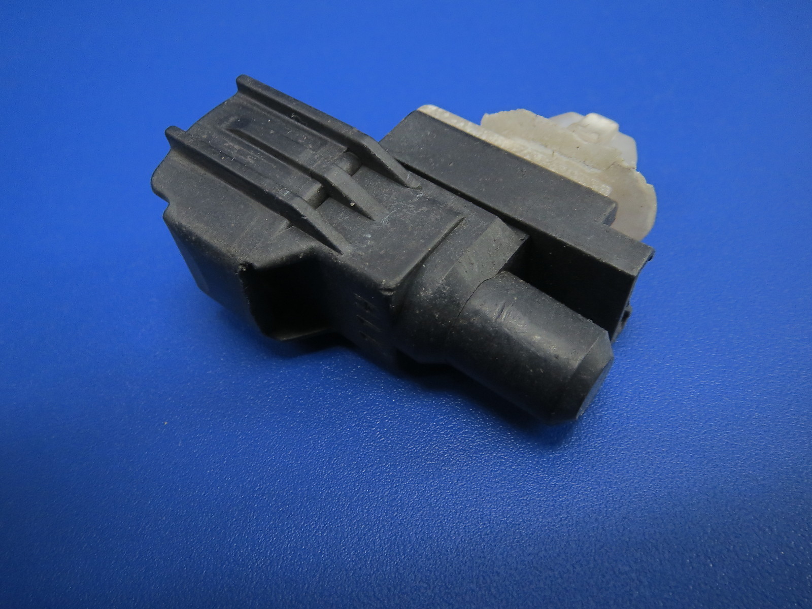 2007 TOYOTA CAMRY HYBRID OUTSIDE FRONT AMBIENT AIR TEMPERATURE SENSOR