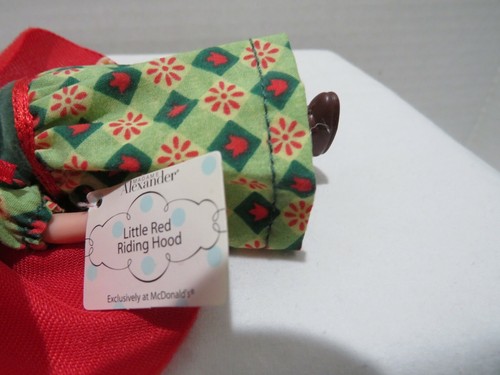 MUÑECA DE COLECCIÓN MADAME ALEXANDER CAPERUCITA ROJA PARA MCDONALDS 2002 - Imagen 6 de 7