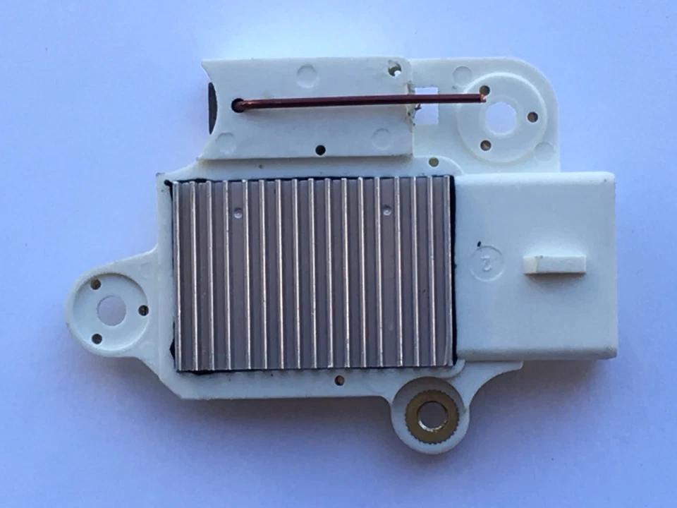 NEW  REGULATOR  F7RU-10C359-AA, VP3F1U-10C359-AA, VP3L1U-10C359-AA   F797 - Image 2 of 2