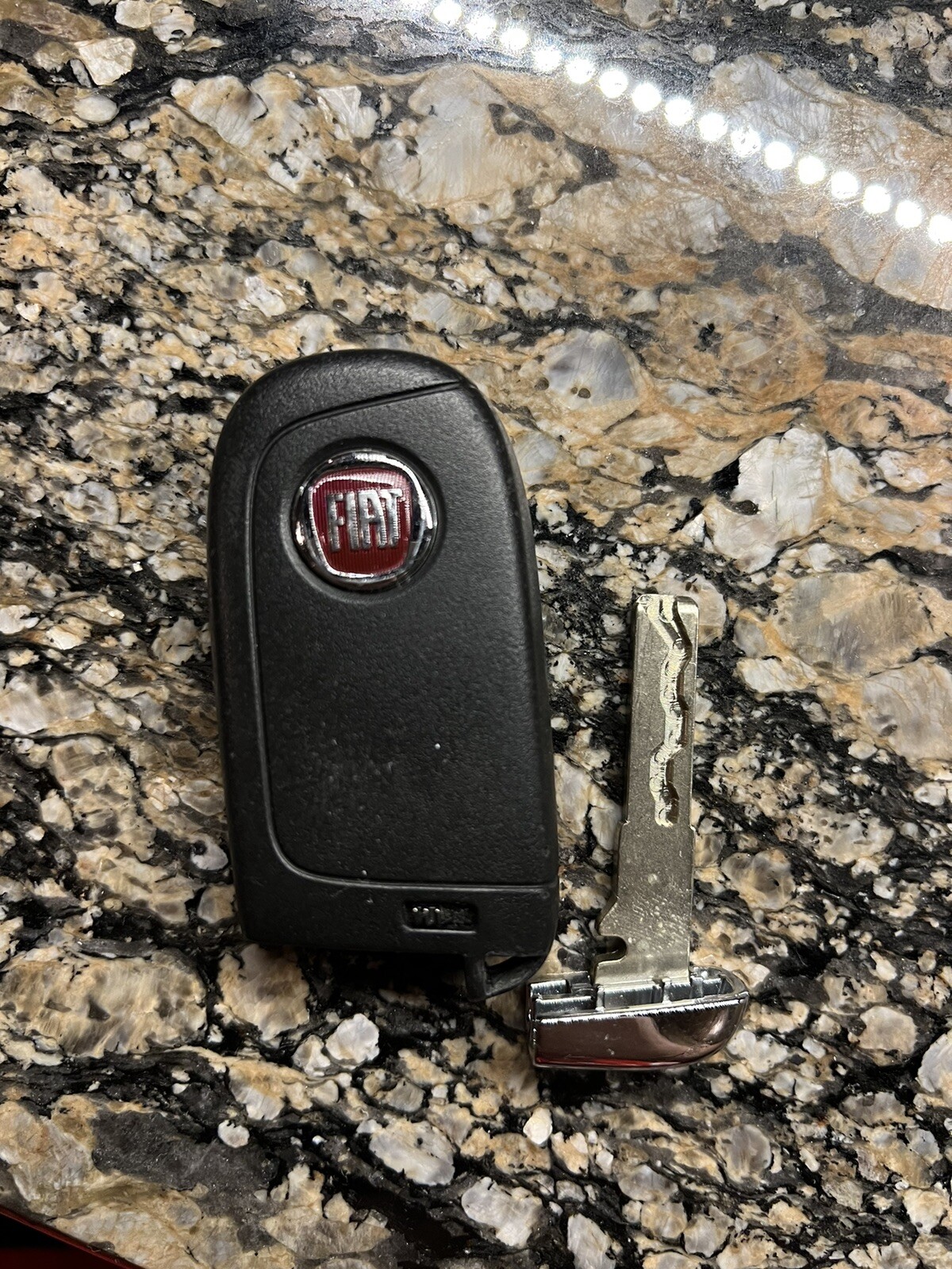 735637066 OEM Fiat 500X Keyless Remote Smart key Fob M3N40821302 cut eBay