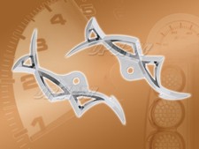 PILOT AUTOMOTIVE WLA-033 CHROME 3D TRIBAL LICENSE PLATE FRAME STYLING ACCENT