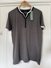 New Esprit Men's Grey V-Neck Short Sleeved T-Shirt, UK Size Medium