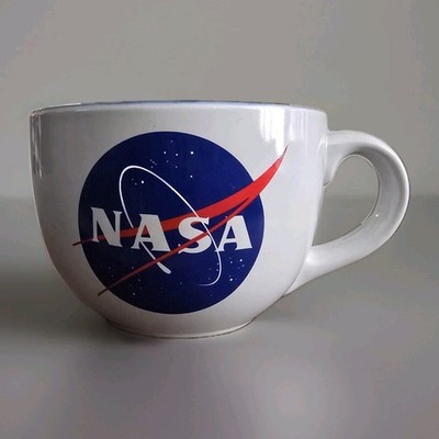 NASA Space Travel 24 Oz Coffee Mug - EUC