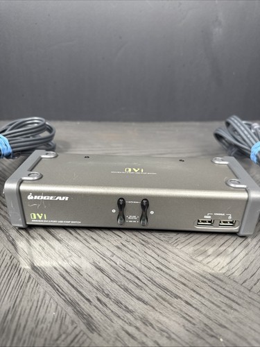 IOGEAR GCS1102 2-Port DVI KVM & Peripheral Sharing Switch w/ Audio W/ Cords - Picture 2 of 4
