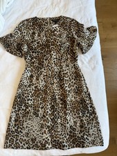 Banana Republic Dress In Size 2