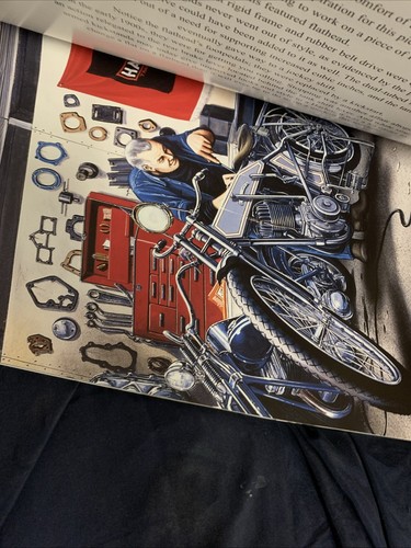 David Mann 50 Motorcycle Masterpieces Limited Edition numbered 3484 of 10,000. - Picture 7 of 17