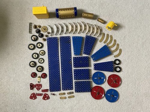 Vintage Meccano Restposten - Zapfen, Kessel, Motor und mehr
