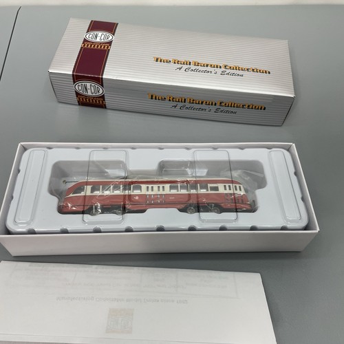 Con-Cor HO PCC Streetcar Trolley Pittsburgh Car 1110 Kennywood DCC Ready 93005 - Picture 10 of 18