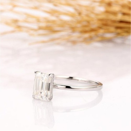 3.00 Carat Emerald Cut Moissanite Dazzling Anniversary Ring 14k White Gold FN - Picture 2 of 10