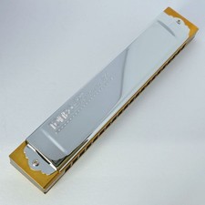 TOMBO Premium 21 Tremolo Harmonica No.3521 Key of D 21-Holes Made in Japan