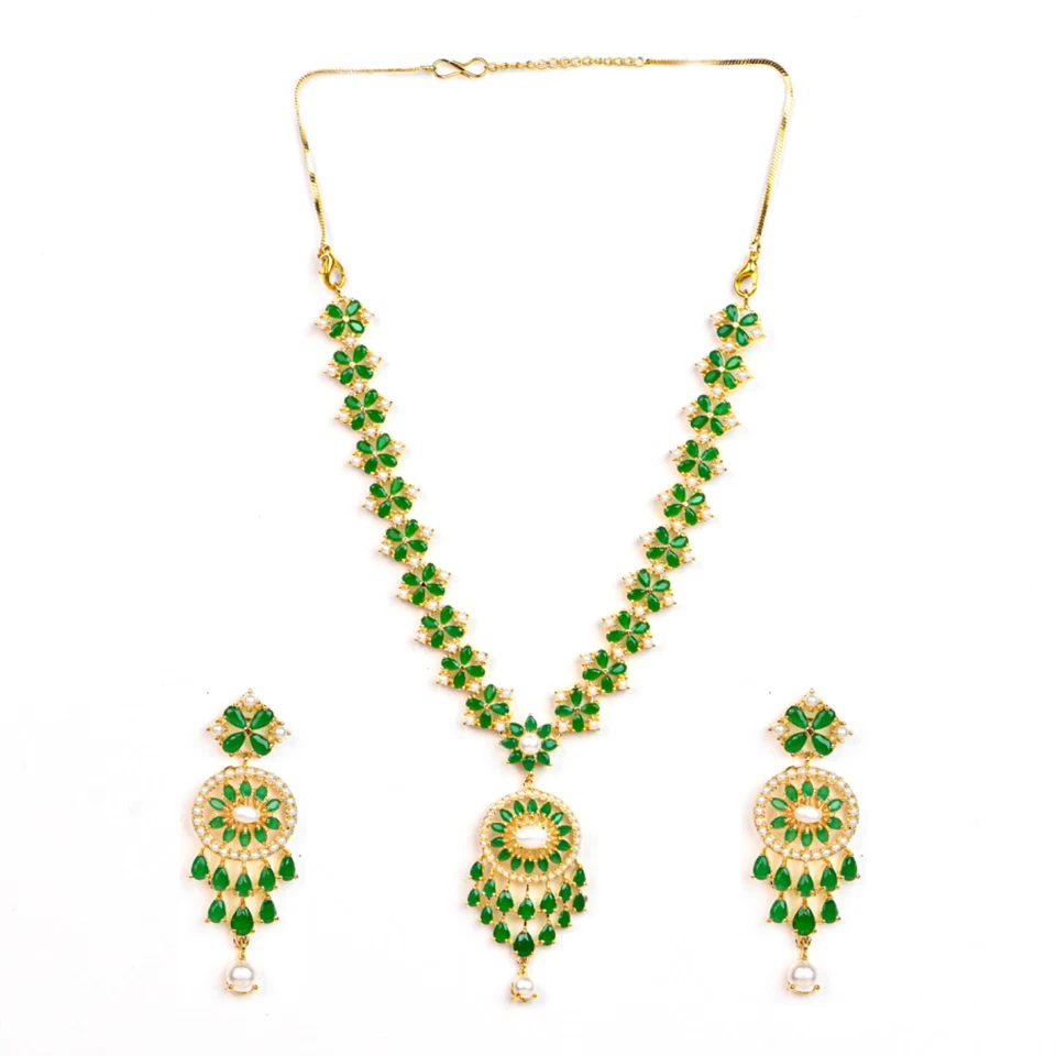 Collar de esmeralda Kundan Polki Jewelry, collar de piedras preciosas, joyería del sur de la India Foto 2 de 4