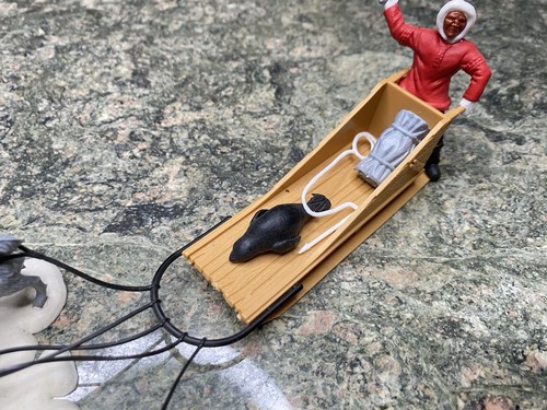 Vtg Timpo Toys Eskimo Husky Sled Hunters From The Frozen North 1970s - Picture 3 of 7