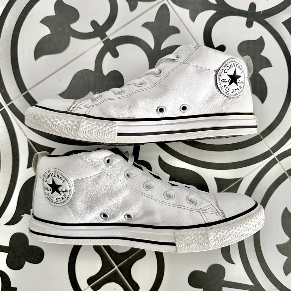 Camisetas altas CONVERSE All Star Chuck Taylor blancas/negras de cuero/junior talla 4 Foto 2 de 4