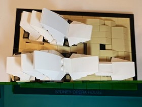 LEGO ARCHITECTURE: Sydney Opera House (21012) 100% Complete.  No Box Or Manual.