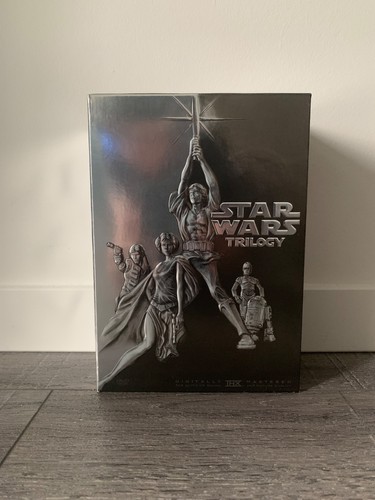 STAR WARS TRILOGY (4-DISC) COLLECTOR'S BOX SET (2004) DVD MOVIE VIDEO FILM - Picture 2 of 4