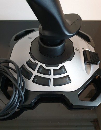 Logitech Extreme 3D Pro Joystick. Wired USB - Picture 8 of 10