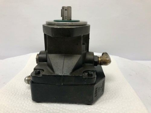 Saeur Danfoss Hydraulic Pump 7H03 - Picture 2 of 5
