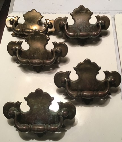 Lot 5 Vintage 4” Chippendale Style Brass Draw Pulls Handles Mount Holes 3” Apart - Picture 5 of 11