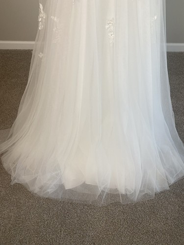 Vestido de novia Morilee, Fernanda 5985, talla 6, marfil, línea de cuello fuera del hombro - Imagen 6 de 15