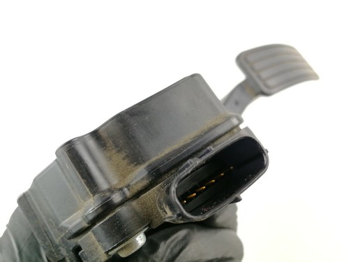 2010 - 2014 Subaru Outback Legacy Gas Accelerator Throttle Pedal Unit 36010AG140 - Picture 7 of 8